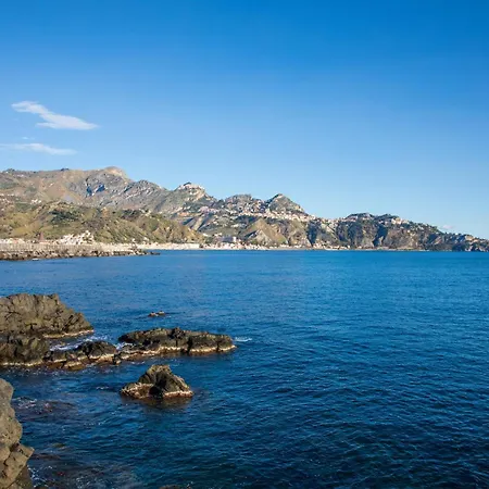 Apartment Casa Larunchi Giardini Naxos